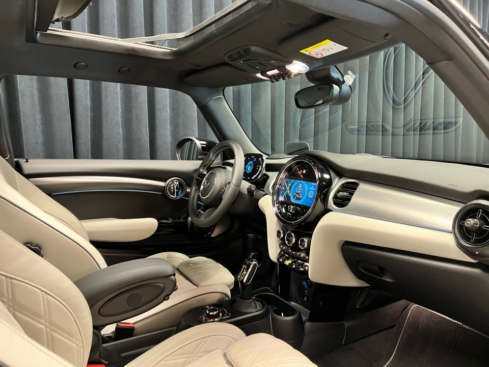 MINI Cooper SE Yours Trim 3d