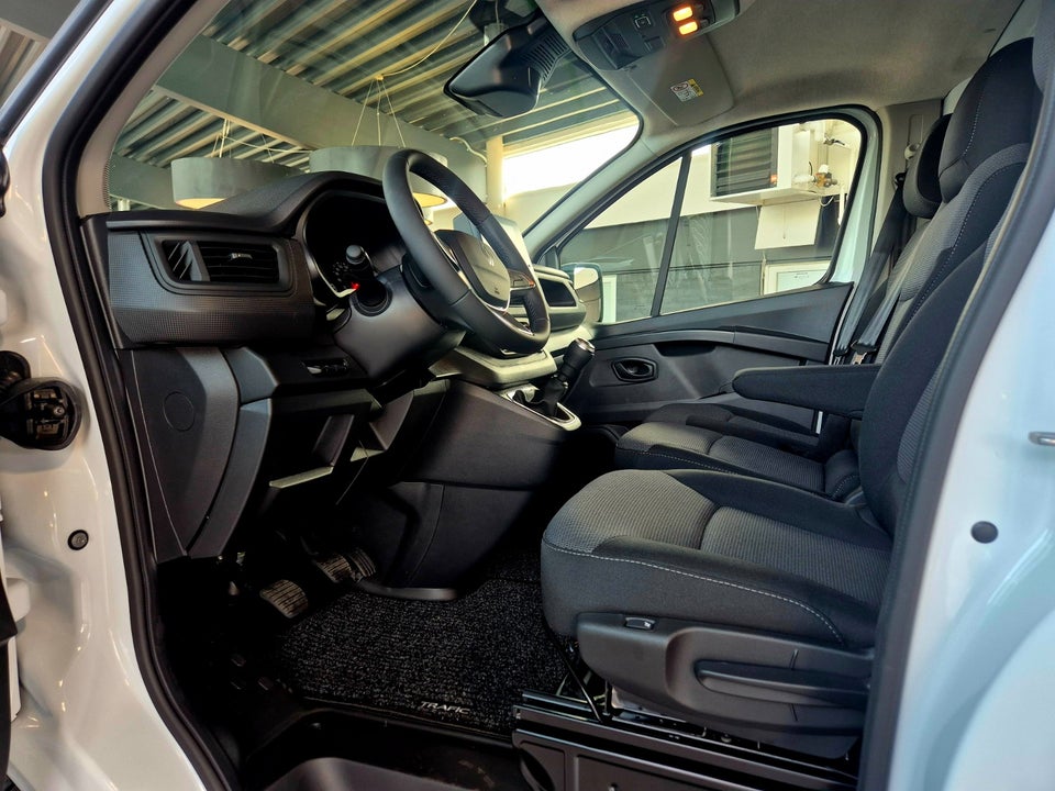 Renault Trafic 2,0 dCi 130 L2H1