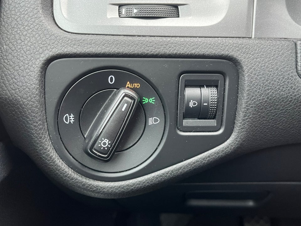 VW Golf VII 1,4 TSi 122 Highline BMT 5d