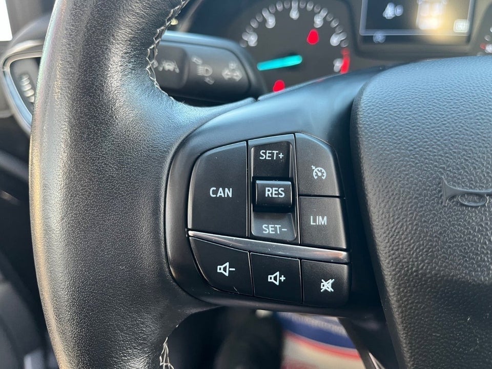 Ford Fiesta 1,0 EcoBoost mHEV Titanium 5d