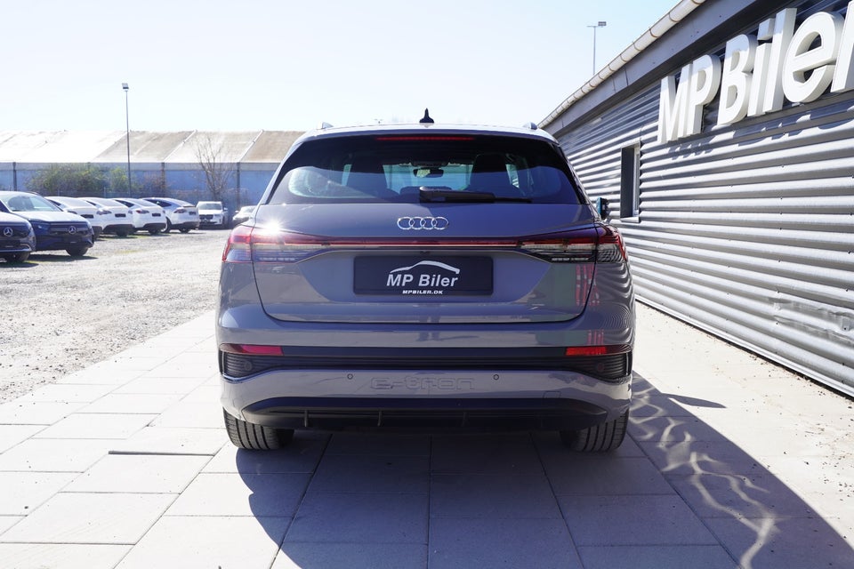 Audi Q4 e-tron 40 S-line 5d