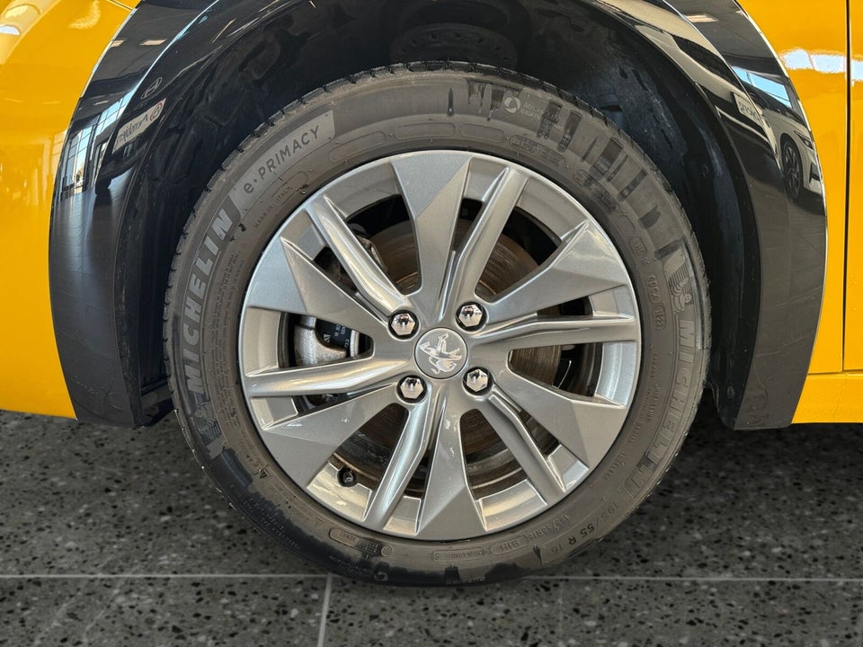 Peugeot e-208 50 Active Pack 5d