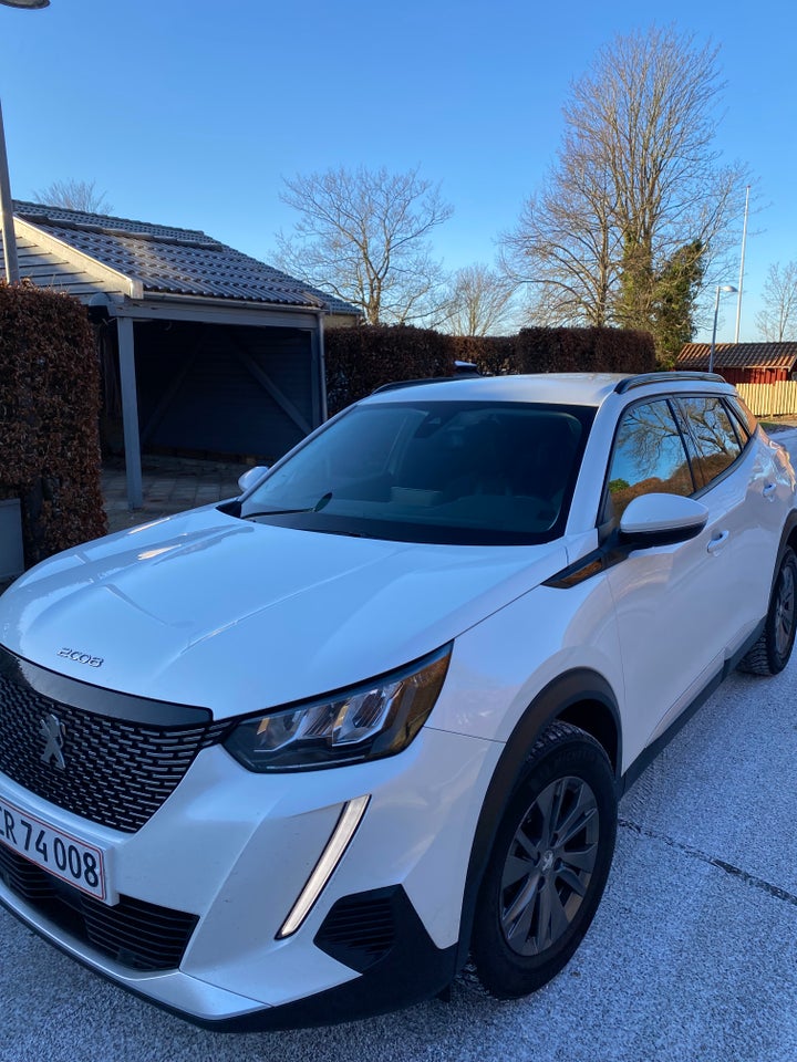 Peugeot 2008 1,5 BlueHDi 130 Allure EAT8 5d