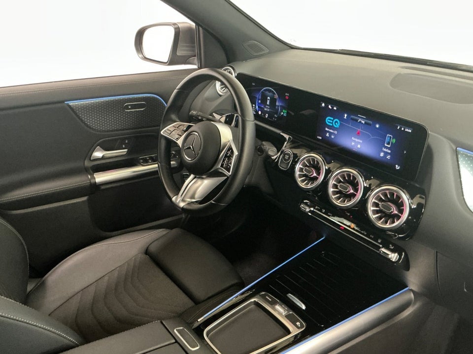 Mercedes EQA250+ Progressive 5d
