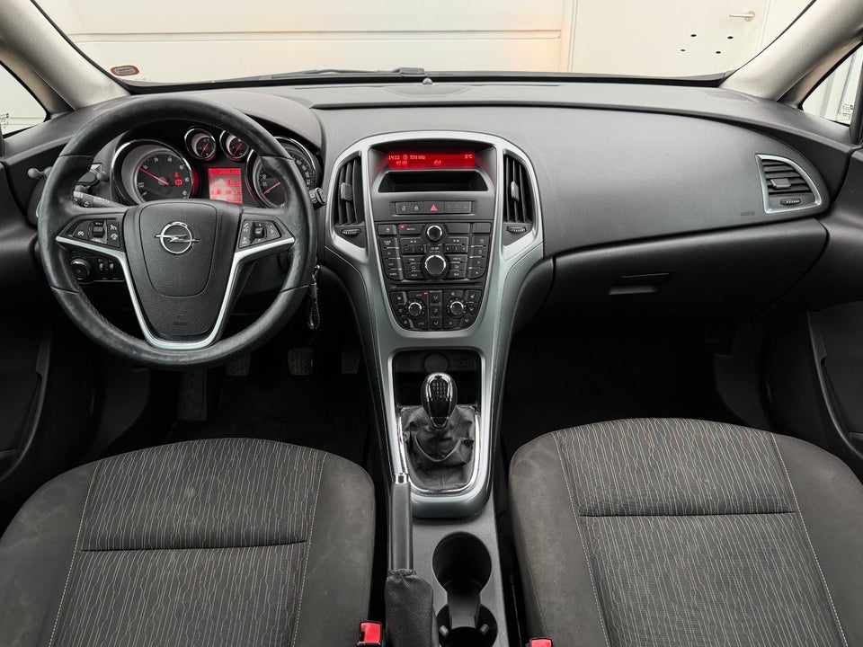 Opel Astra 1,6 CDTi 110 Enjoy Sports Tourer eco 5d