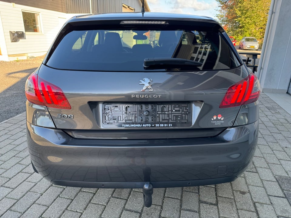 Peugeot 308 1,5 BlueHDi 130 Prestige Sky 5d