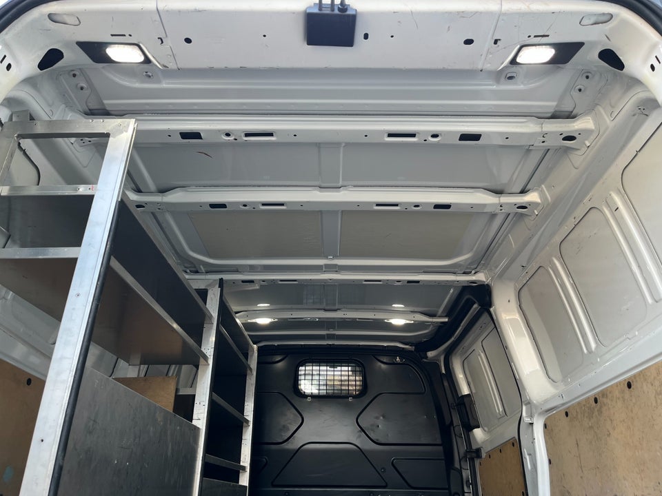Ford Transit Custom 300L 2,0 TDCi 130 Trend