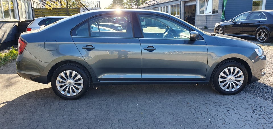 Skoda Rapid 1,0 TSi 95 Ambition Spaceback 5d
