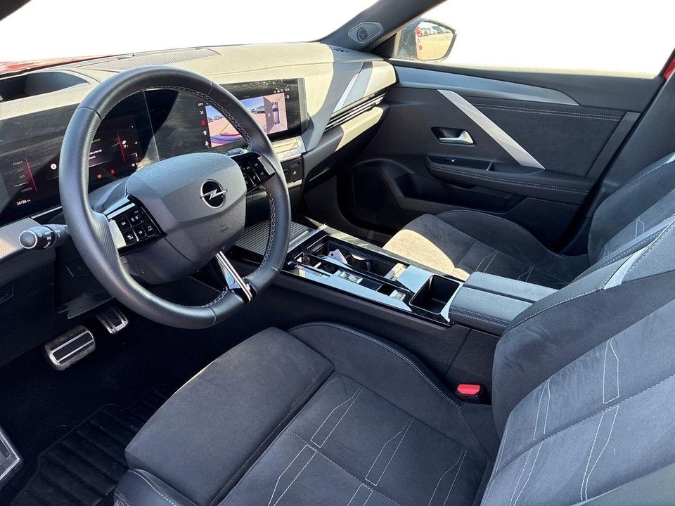 Opel Astra-e 54 GS Sports Tourer 5d