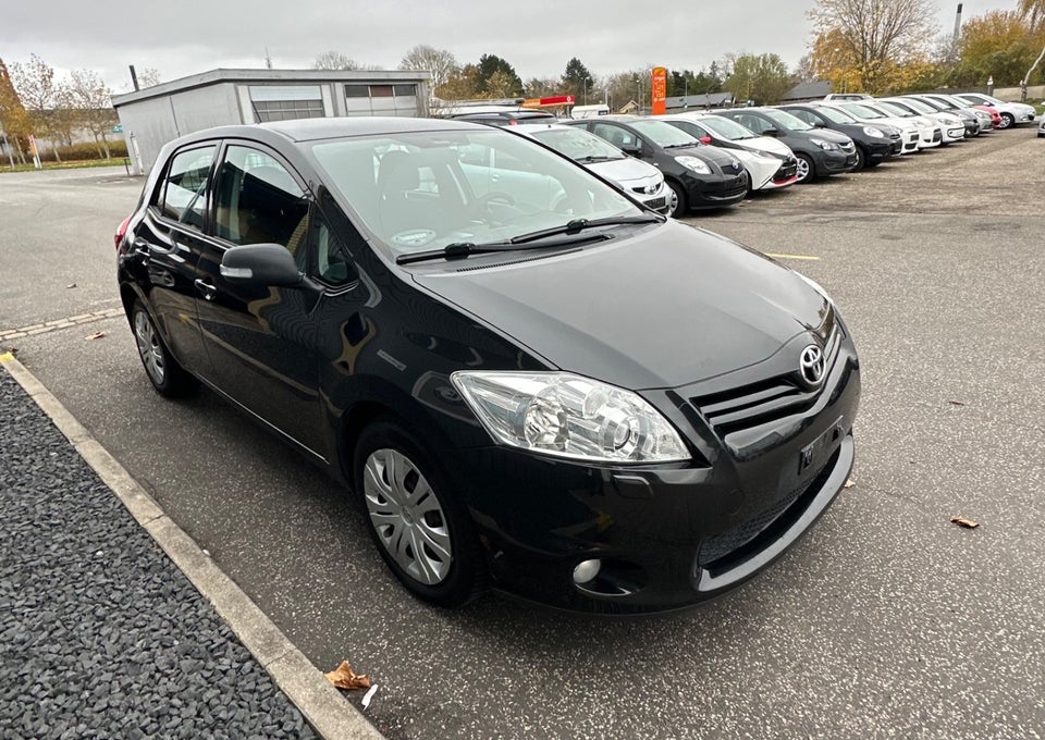 Toyota Auris 1,6 T2 5d