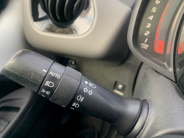 Peugeot 108 1,0 e-VTi 72 Infinity 5d