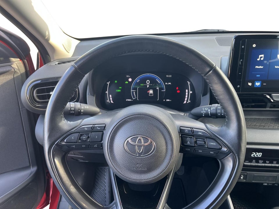 Toyota Yaris 1,5 Hybrid Style e-CVT 5d