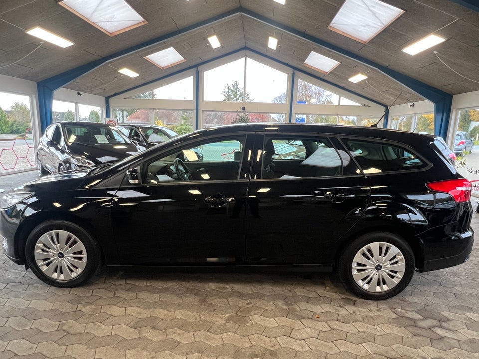 Ford Focus 1,0 SCTi 125 Business stc. 5d