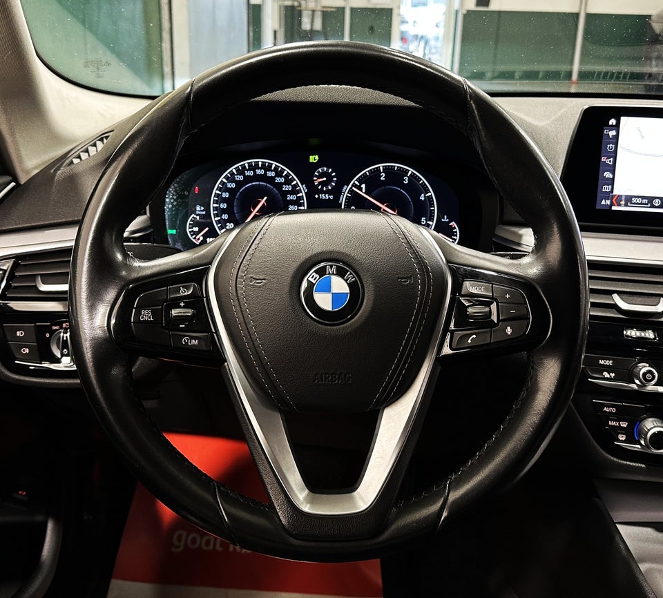 BMW 520d 2,0 Touring Connected aut. 5d