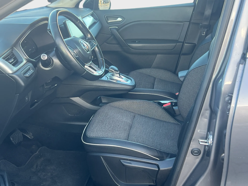 Renault Captur 1,6 E-Tech Intens 5d