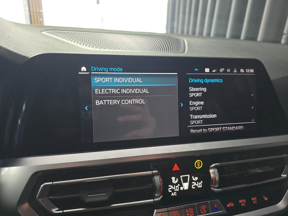 BMW 330e 2,0 M-Sport aut. 4d