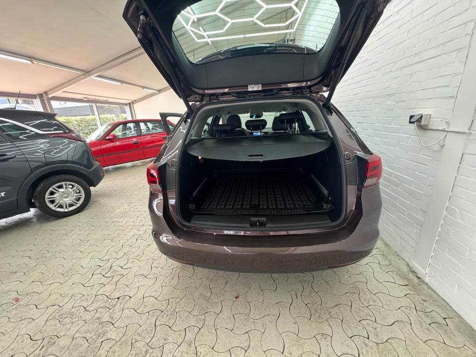 Opel Astra 1,4 T 150 Innovation Sports Tourer 5d