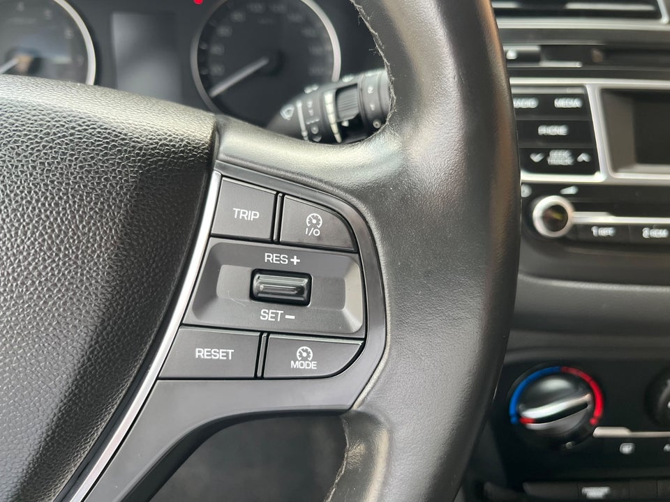 Hyundai i20 1,25 Life+ 5d