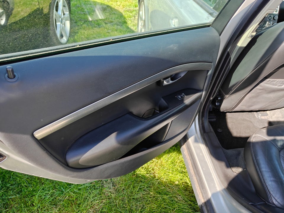 Volvo V70 2,0 Momentum 5d