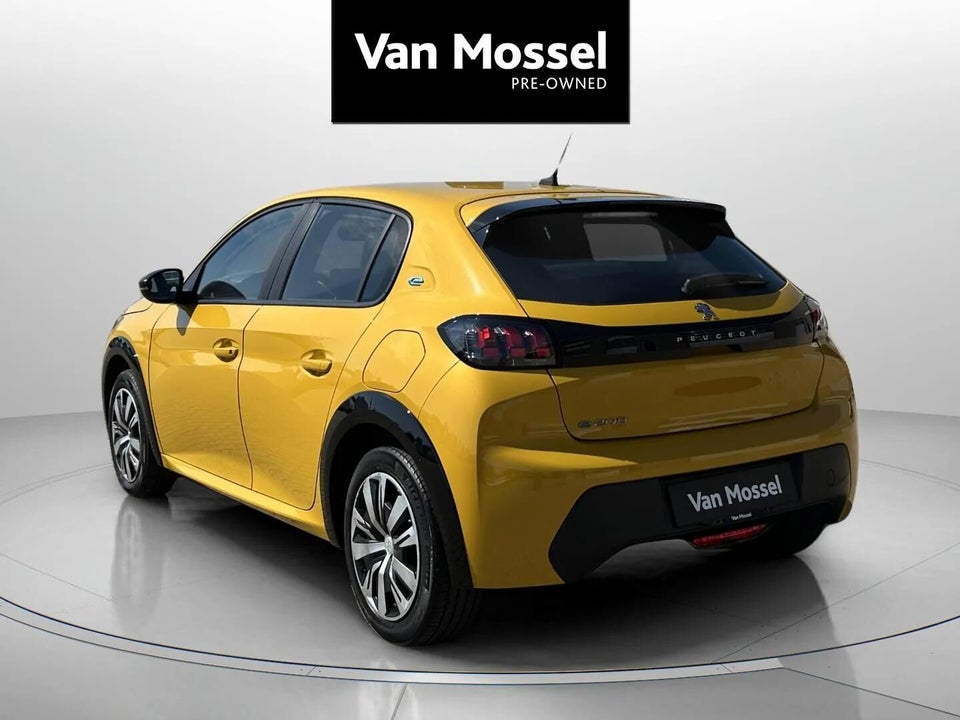 Peugeot e-208 50 Active 5d