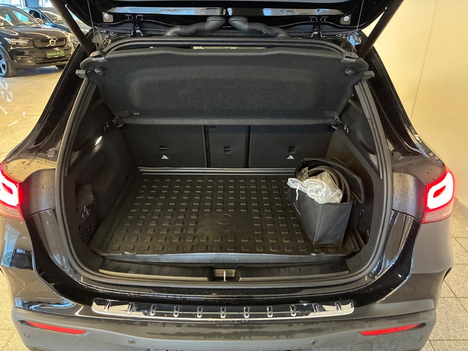 Mercedes EQA250 AMG Line 5d