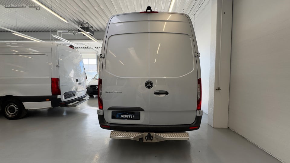 Mercedes Sprinter 316 2,2 CDi A2 Kassevogn aut. RWD