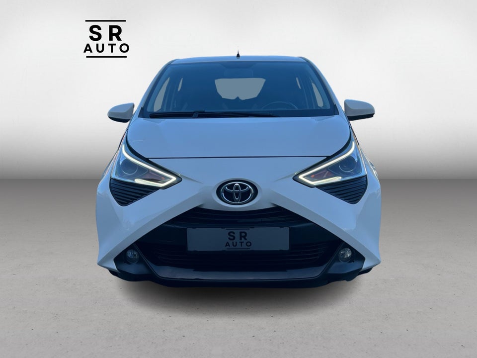 Toyota Aygo 1,0 VVT-i x-press 5d