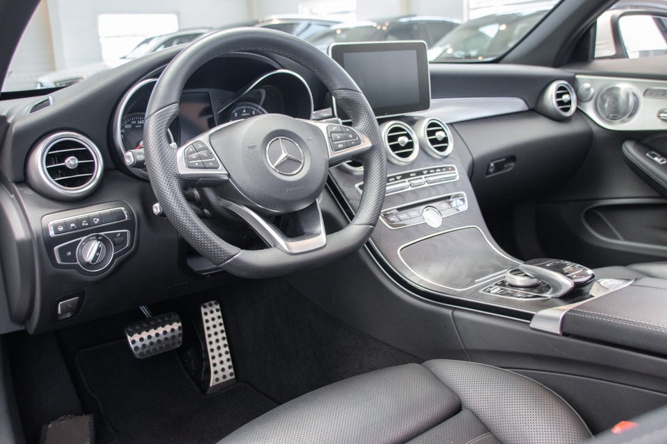 Mercedes C300 2,0 AMG Line Cabriolet aut. 2d