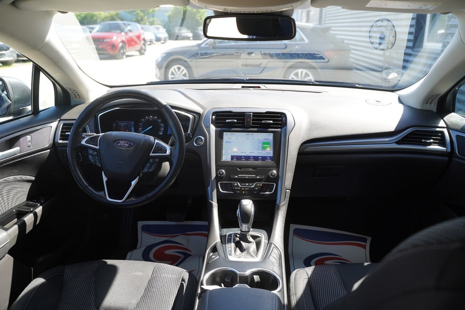 Ford Mondeo 2,0 HEV Titanium stc. CVT 5d
