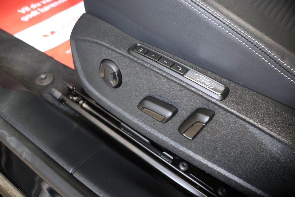 Ford Explorer 82 Select Extended Range 5d