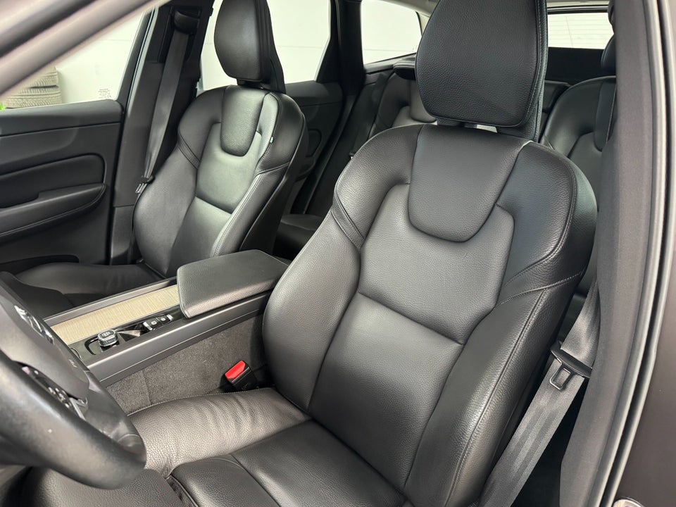 Volvo XC60 2,0 T6 ReCharge Inscription aut. AWD 5d