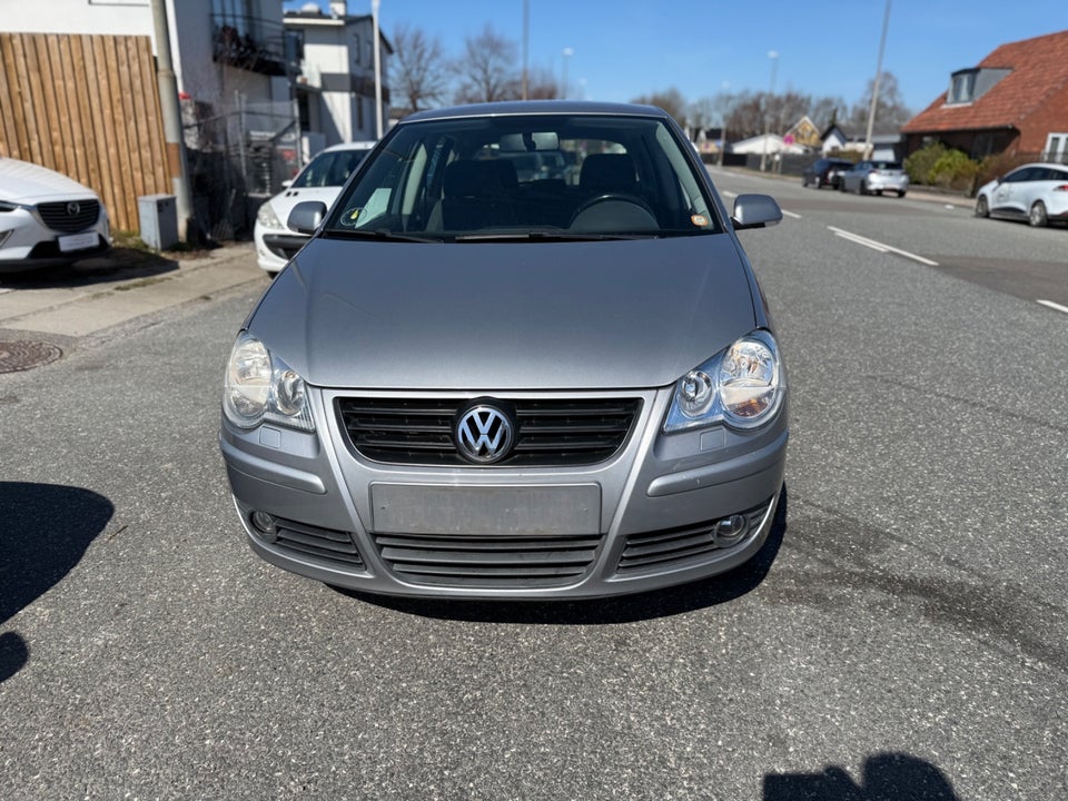 VW Polo 1,4 16V 5d