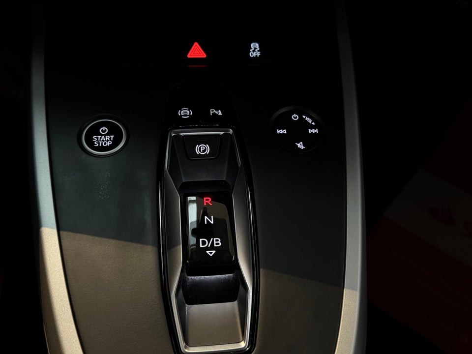 Audi Q4 e-tron 40  5d