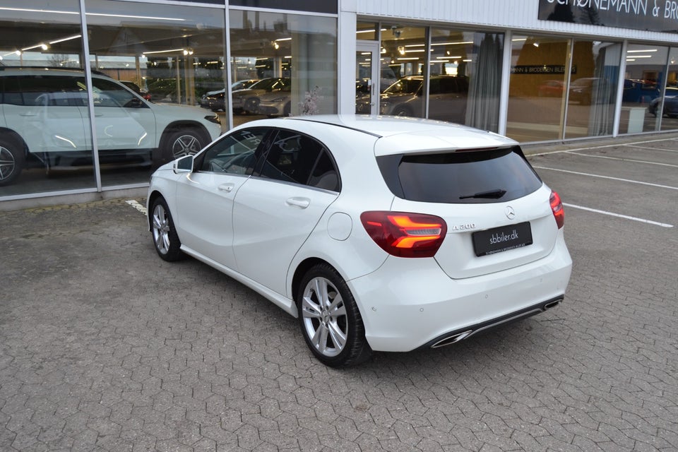 Mercedes A200 1,6 Urban aut. 5d