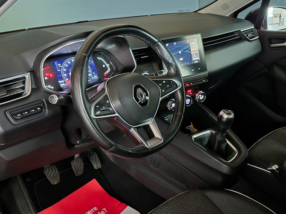 Renault Clio V 1,0 TCe 100 Intens 5d