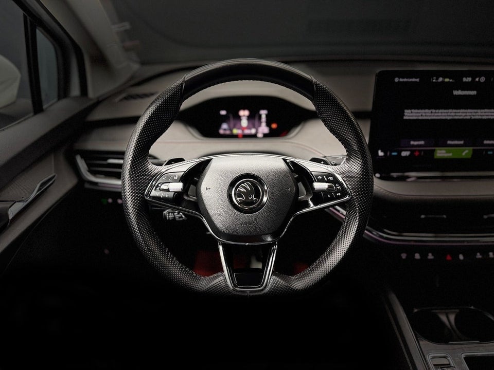 Skoda Enyaq 80 iV Suite 5d