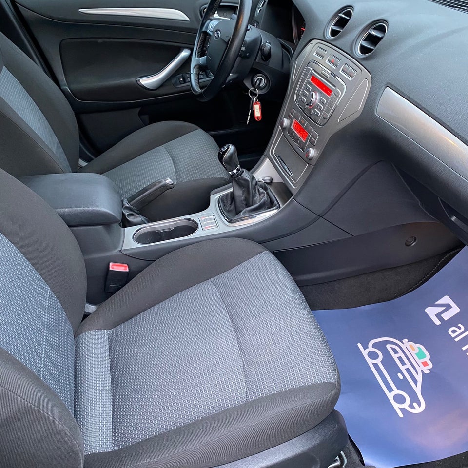 Ford Mondeo 2,0 Titanium stc. 5d