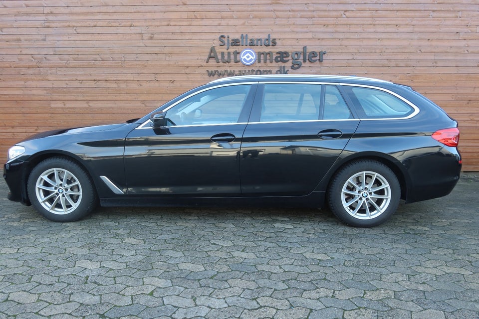 BMW 530i 2,0 Touring Connected aut. 5d