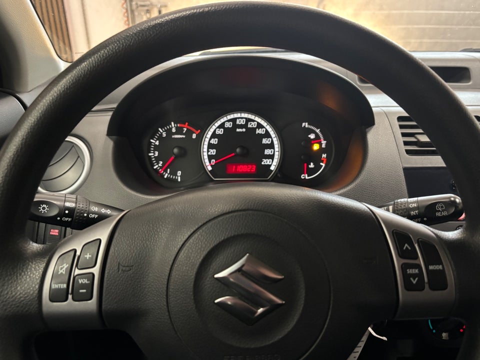 Suzuki Swift 1,3 GL-A 5d