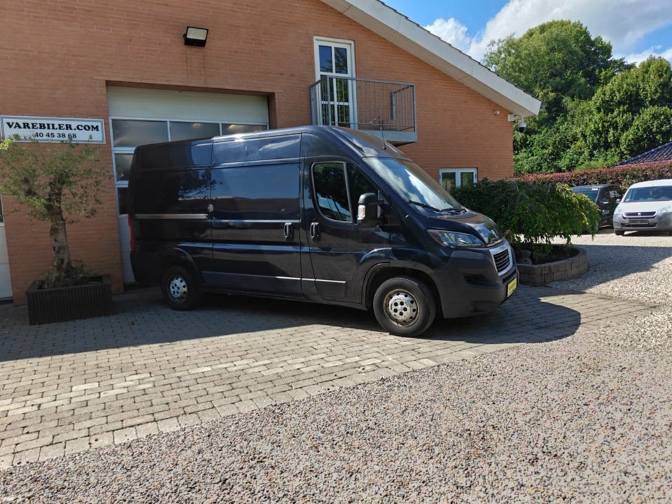 Peugeot Boxer 335 2,0 BlueHDi 130 L2H2