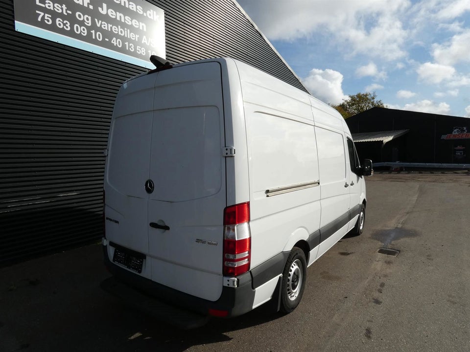 Mercedes Sprinter 316 2,2 CDi A2 Kassevogn RWD