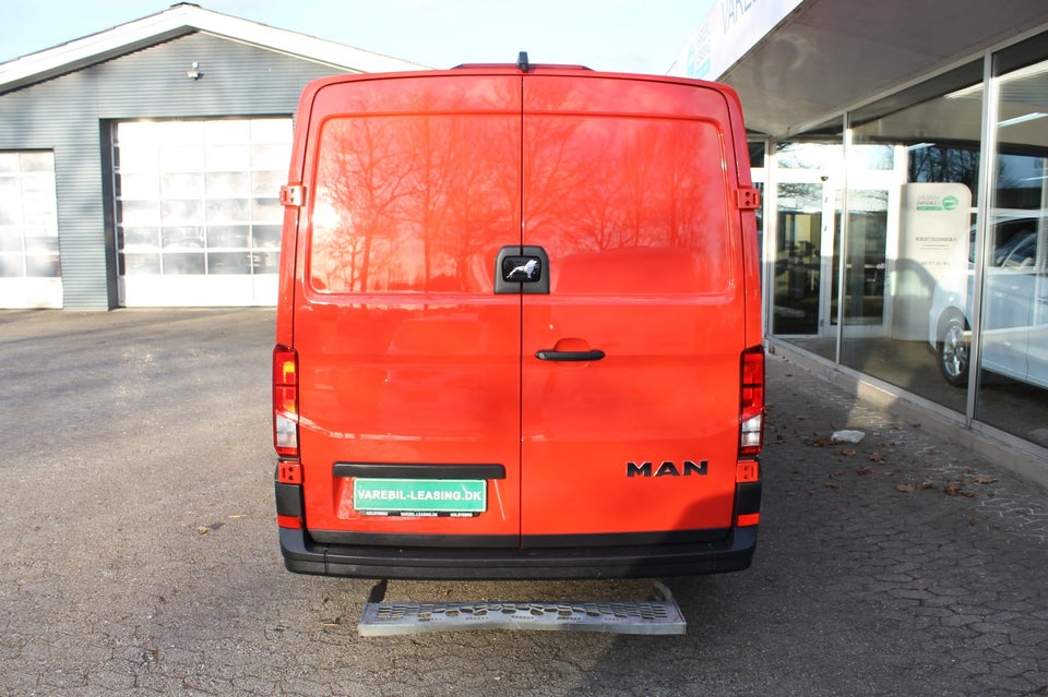 MAN TGE 2,0 2.140 Kassevogn L3H2 aut. FWD