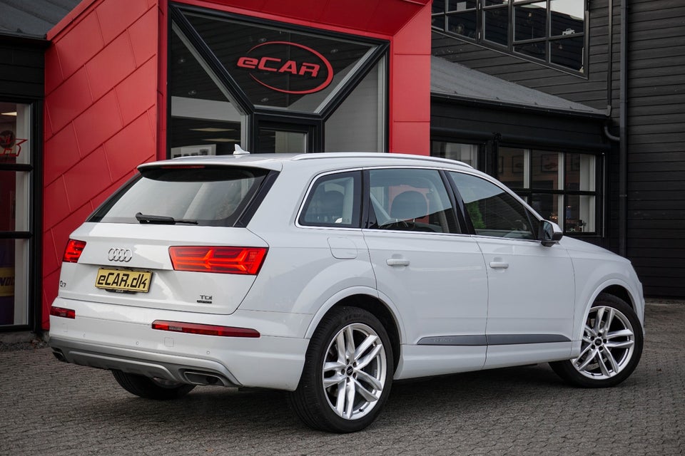 Audi Q7 3,0 TDi 272 quattro Tiptr. Van 5d
