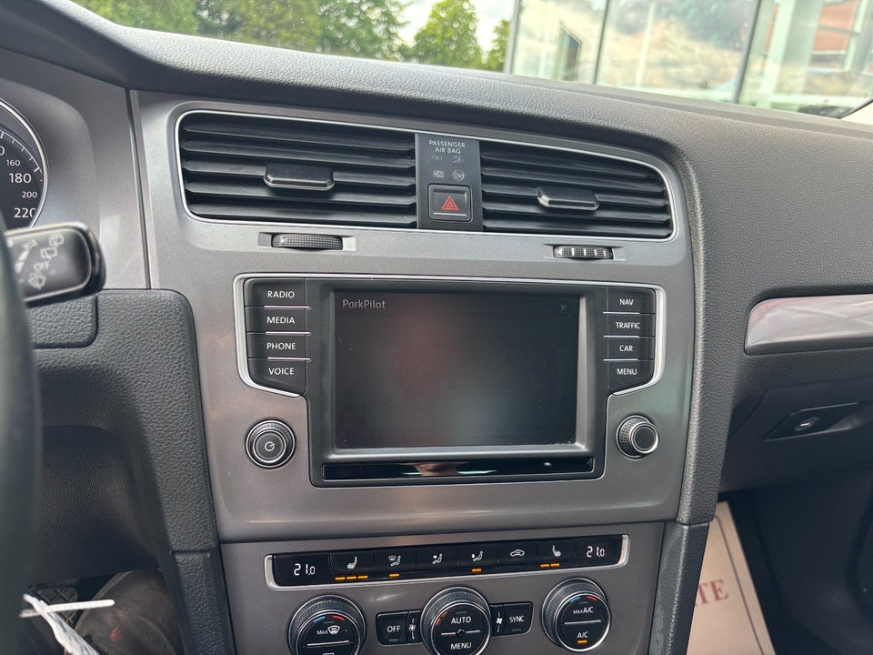 VW Golf VII 1,4 TSi 125 Comfortline BMT 5d