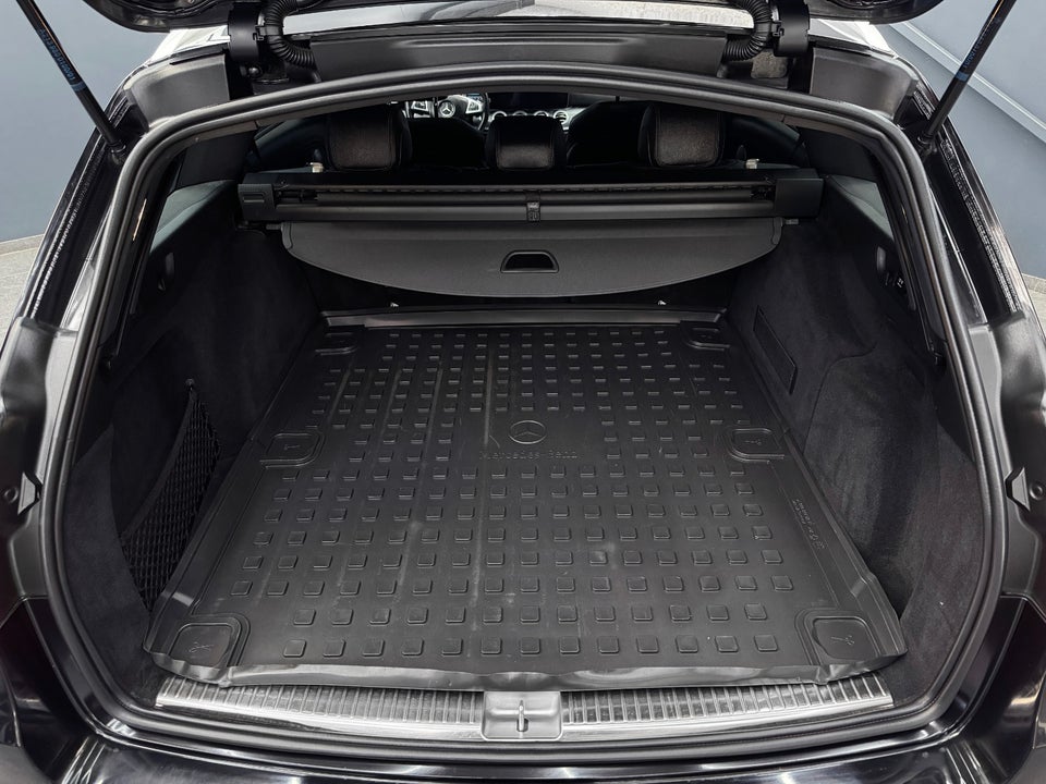 Mercedes E350 d 3,0 AMG Line stc. aut. 5d