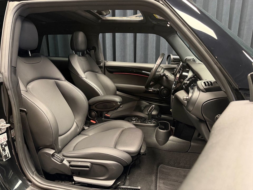 MINI Cooper SE Edition Premium Plus 3d