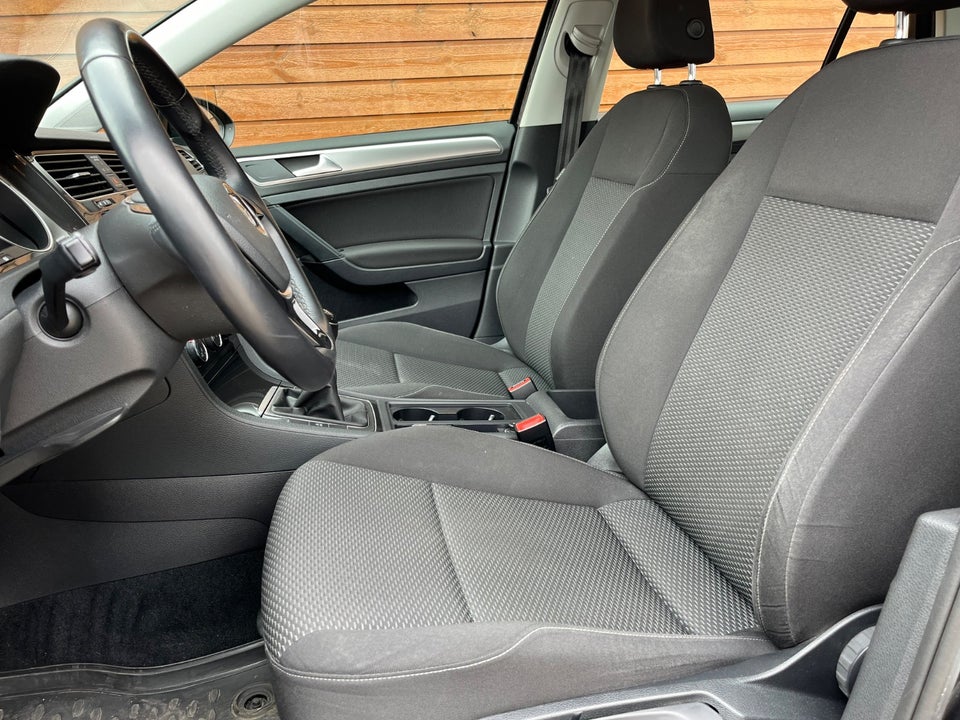 VW Golf VII 1,0 TSi 85 Trendline 5d