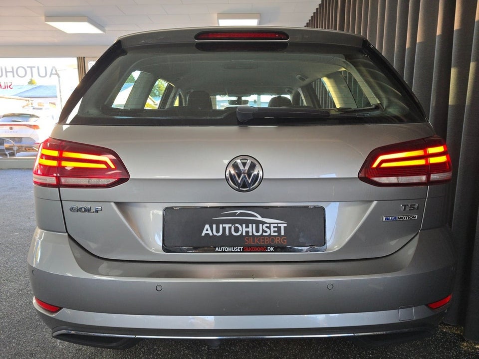 VW Golf VII 1,5 TSi 130 Comfortline Variant DSG 5d