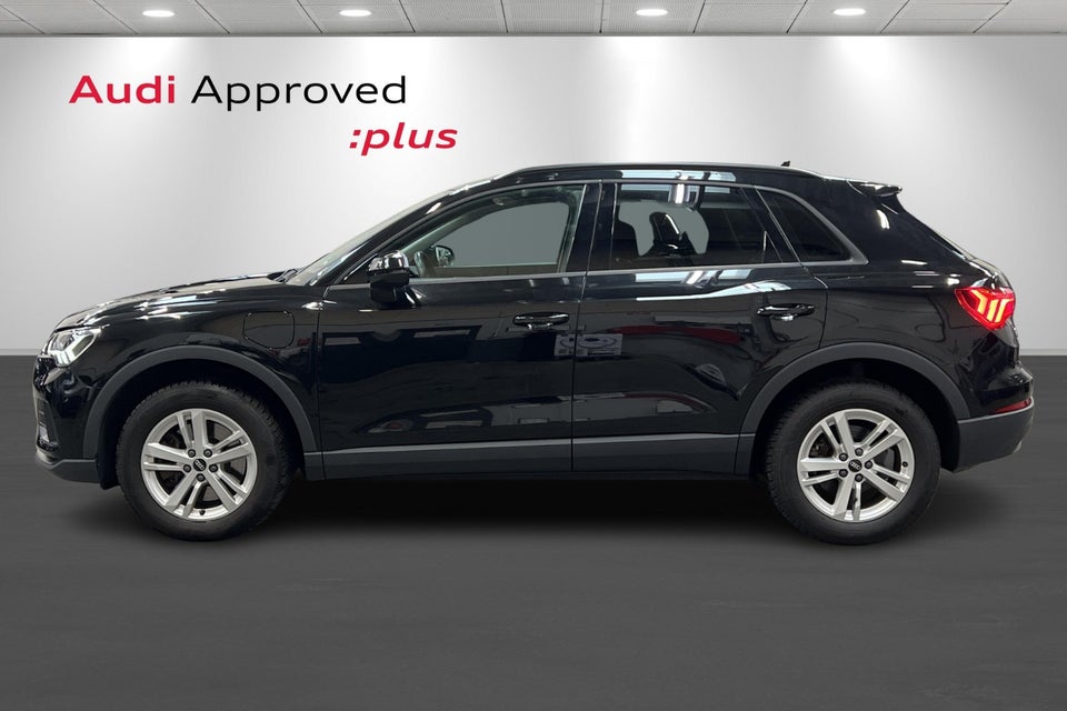 Audi Q3 45 TFSi e Attitude plus S-tr. 5d