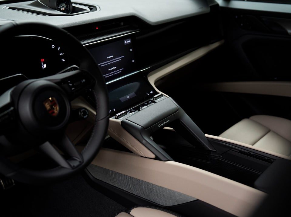 Porsche Cayenne S Electric Coupé 5d